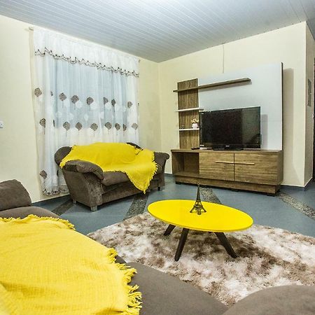 Casa Grande Com 2 Quartos E 1 Suite Foz do Iguaçu Eksteriør billede