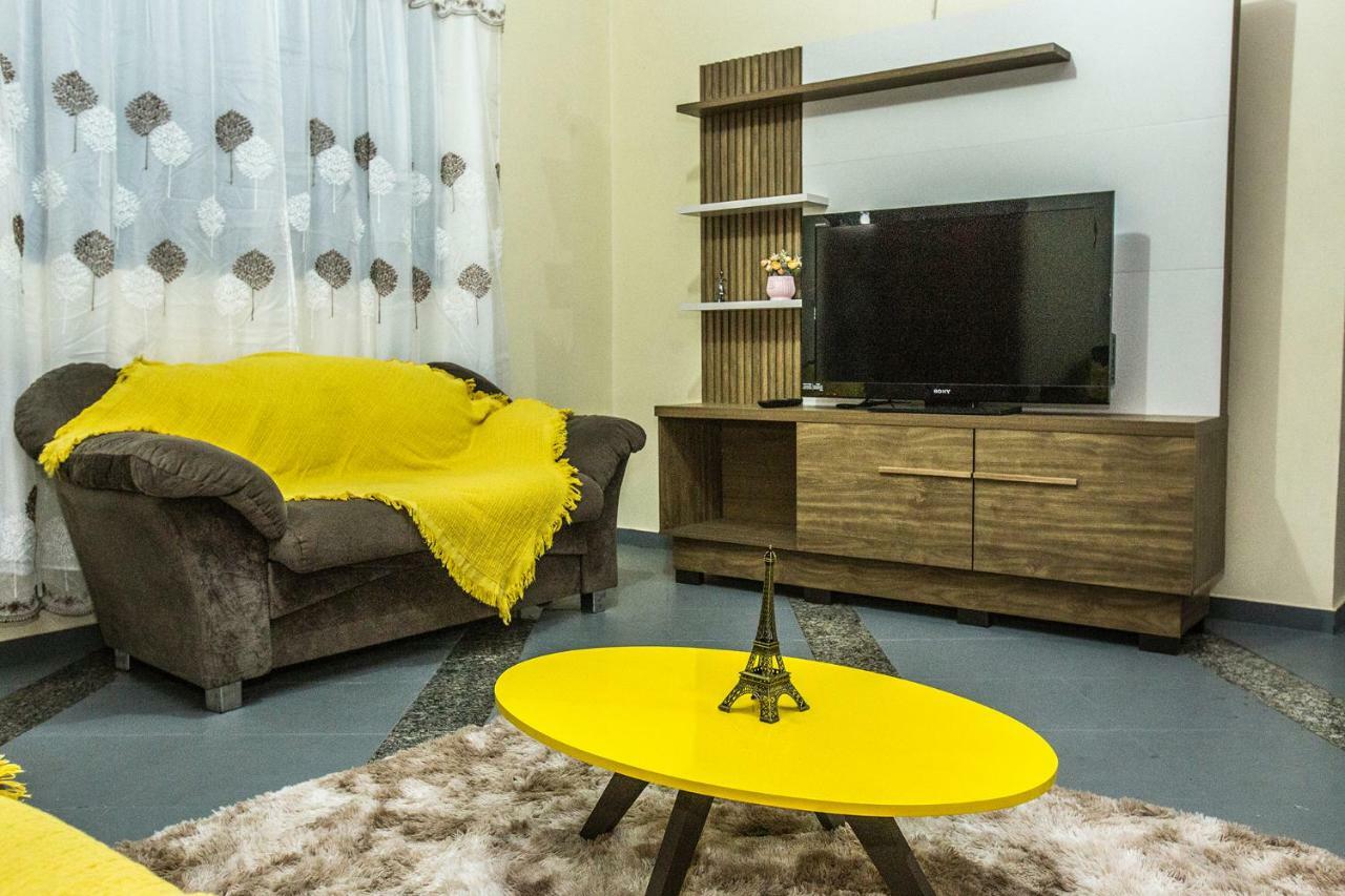 Casa Grande Com 2 Quartos E 1 Suite Foz do Iguaçu Eksteriør billede